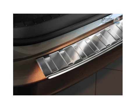 Stainless steel bumper protector suitable for Toyota Corolla XI E16 Facelift 2016- 'Ribs', Image 3