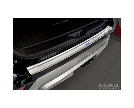 Stainless steel bumper protector suitable for Toyota Highlander (XU70) 2020- 'Hybrid', Image 3