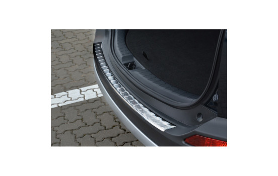 Stainless steel bumper protector suitable for Toyota RAV-4 2013-2015 'Ribs'