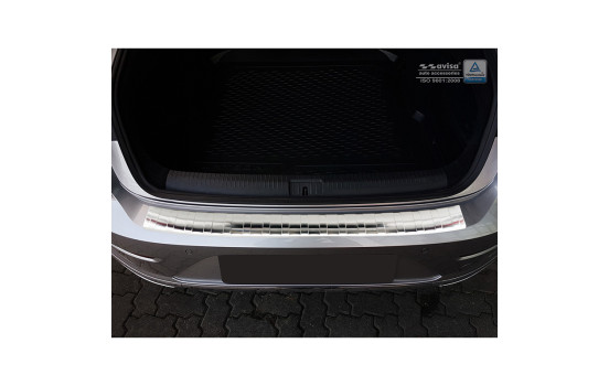 Stainless steel bumper protector suitable for Volkswagen Arteon 2017- 'Ribs', Image 3