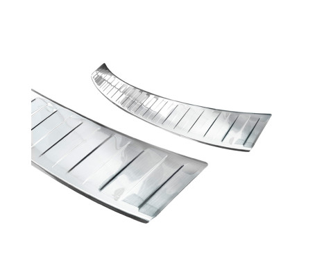 Stainless steel bumper protector suitable for Volkswagen Caddy 2004-2015 & 2015- 'Ribs', Image 5