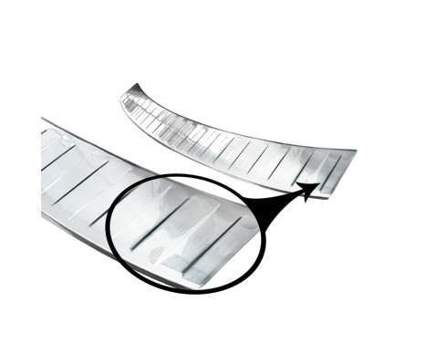 Stainless steel bumper protector suitable for Volkswagen Caddy 2004-2015 & 2015- 'Ribs', Image 6