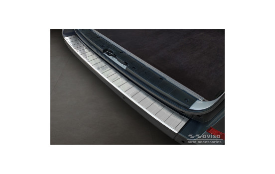 Stainless steel bumper protector suitable for Volkswagen Crafter & MAN TGE 2017- 'Ribs' ('XL' versio, Image 3