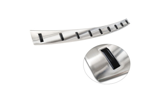 Stainless steel bumper protector suitable for Volkswagen Golf VII Variant Facelift 2017-2019 (incl. R-Line), Image 6