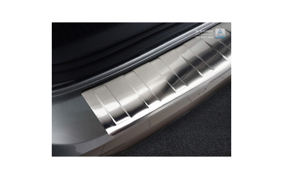Stainless steel bumper protector suitable for Volkswagen Golf VII Variant Facelift 2017- 'Ribs', Image 4