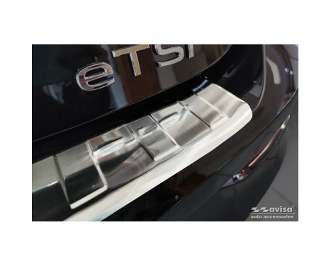 Stainless steel bumper protector suitable for Volkswagen Golf VIII Variant 2020- 'Ribs', Image 3