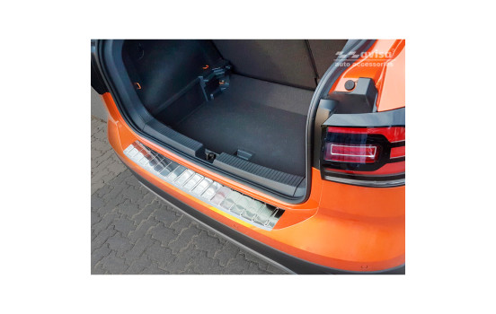 Stainless steel bumper protector suitable for Volkswagen T-Cross 2019- 'Ribs', Image 4