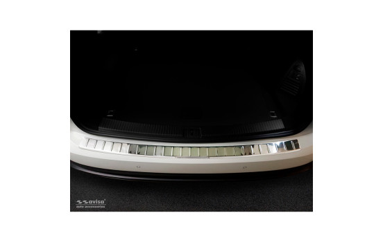 Stainless steel bumper protector suitable for Volkswagen Touareg III (CR7) 2018- 'Ribs', Image 3