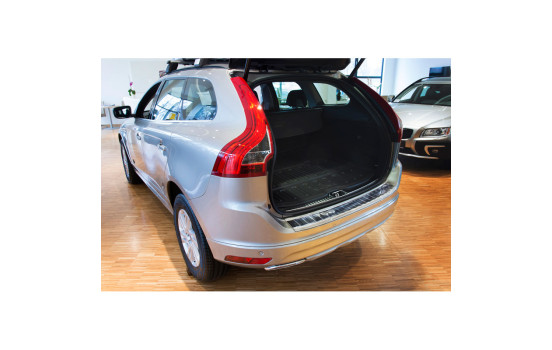 Stainless steel bumper protector suitable for Volvo XC60 2013- 'Ribs', Image 5