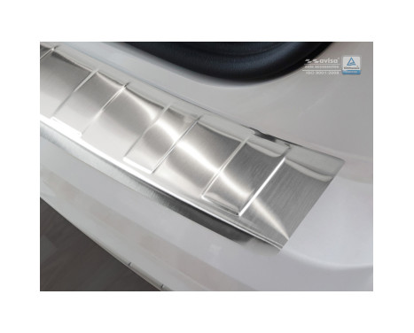 Stainless steel rear bumper protector Audi Q2 2016- 'Ribs', Image 4