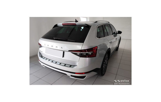 Stainless steel rear bumper protector for Skoda Superb III Combi 2015-2023 incl Scout, Image 5