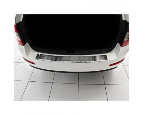 Stainless steel rear bumper protector Skoda Octavia III combi 2013- 'Ribs'