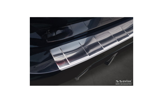 Stainless Steel Rear Bumper Protector suitable for BMW 3 Series Touring (G21) Facelift 2022 - with M-Package 'Ribs&#, Image 3