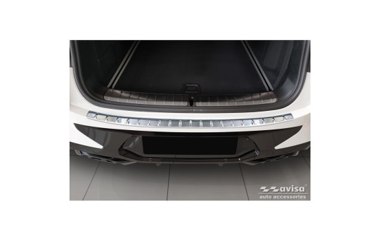 Stainless Steel Rear Bumper Protector suitable for BMW X4 G02 FL 2021 - with M-Package 'Ribs', Image 3