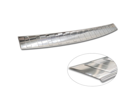 Stainless steel rear bumper protector suitable for Mercedes EQE SUV (X294) 2022 - 'Ribs', Image 6