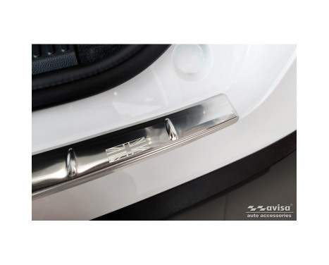 Stainless steel rear bumper protector suitable for MG 4 (EV) 2022- 'British Flag', Image 3
