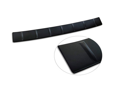 Avisa Matte Black Stainless Steel Rear Bumper Protector BMW 5 Series Touring (G61) 2024- incl. M-Sport, Image 6