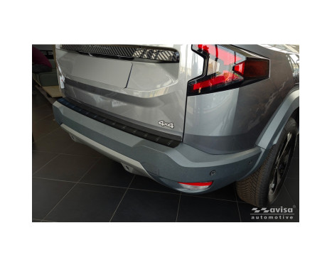 Avisa Matte Black Stainless Steel Rear Bumper Protector suitable for Dacia Bigster 2024- 'Ribs', Image 4