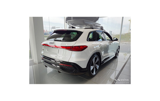 Avisa stainless steel rear bumper protector suitable for Audi Q5 (GUB) 2025- 'Ribs', Image 5