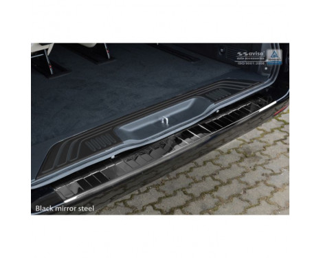 Black-Chrome Rear bumper protector suitable for Mercedes Vito / V-class 2014 -'Ribs', Image 3