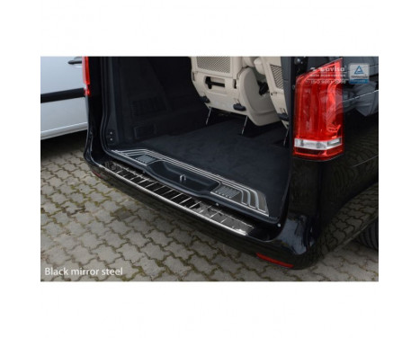 Black-Chrome Rear bumper protector suitable for Mercedes Vito / V-class 2014 -'Ribs', Image 5