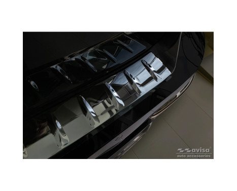 Black Chrome Stainless Steel Bumper Protector Fits BMW 7-Series (G70) 2023- with M-Package 'Ribs', Image 2