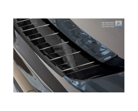 Black-chrome stainless steel bumper protector suitable for Volkswagen Touran III 2015- 'Ribs', Image 4
