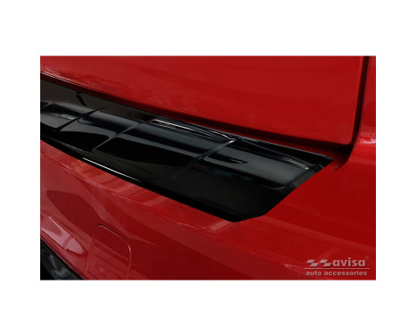 Black-Chrome Stainless Steel Rear Bumper Protector suitable for Ford Kuga III ST-Line/Hybrid/Vignale 2019- 'Rib, Image 3