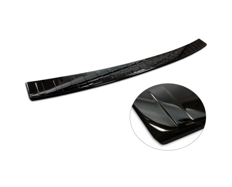Black-Chrome Stainless Steel Rear Bumper Protector suitable for Volkswagen Multivan T7 2021- 'Ribs', Image 6