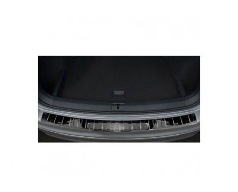 Black Chrome stainless steel rear bumper protector Volkswagen Tiguan II Incl. Allspace 2016- 'Ribs'