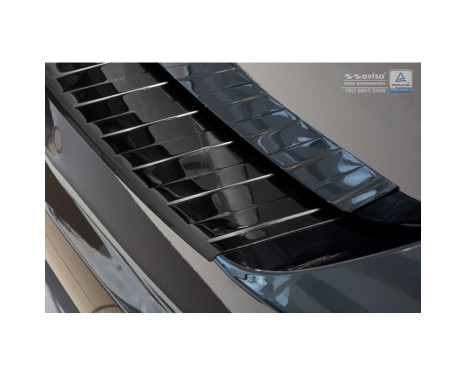 Black Chrome Stainless Steel Rear Bumper Protector Volkswagen Touran III 2015- 'Ribs', Image 4