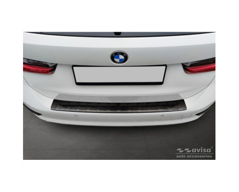 Black stainless steel bumper protector suitable for BMW 3-Series G21 Touring 2019-2022 'Ribs', Image 2
