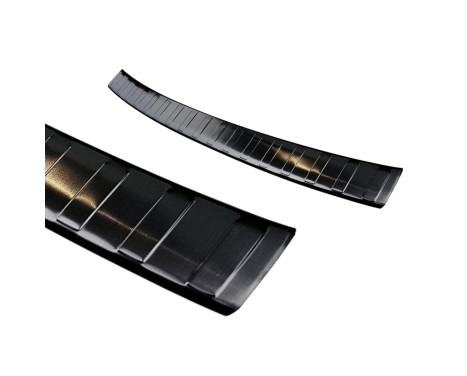 Black stainless steel bumper protector suitable for BMW 3-Series G21 Touring M-Package 2018-, Image 4