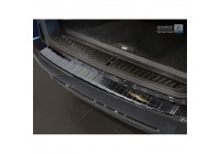 Black stainless steel bumper protector suitable for BMW 5-Series G31 Touring 2016- 'Ribs'