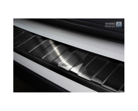Black stainless steel bumper protector suitable for BMW X1 (F48) Facelift 2015- 'RIbs', Image 4