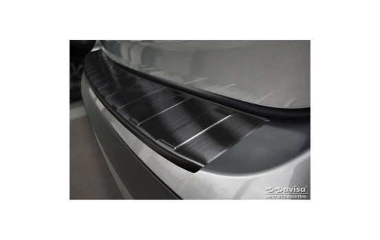 Black stainless steel bumper protector suitable for Citroën C4 & e-C4 2020- 'Ribs', Image 3