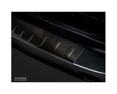 Black stainless steel bumper protector suitable for Dacia Duster 2010-2017 'Ribs', Image 2