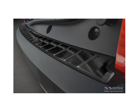Black stainless steel bumper protector suitable for Dacia Jogger 2022- 'Ribs', Image 3