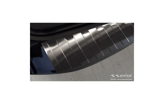 Black stainless steel bumper protector suitable for Ford Mondeo IV Wagon Facelift 2010-2014 'Ribs', Image 3