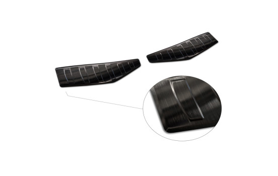 Black stainless steel bumper protector suitable for Ford Mustang Mach-E 2020- 'Ribs' (2-Piece), Image 5