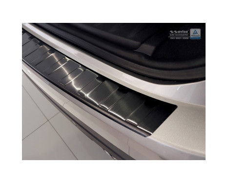 Black stainless steel bumper protector suitable for Jaguar F-Pace 2016- 'Ribs', Image 5