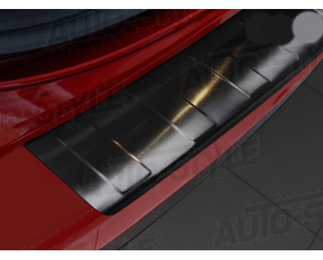 Black stainless steel bumper protector suitable for Mazda CX5 II 2017- 'Ribs', Image 3