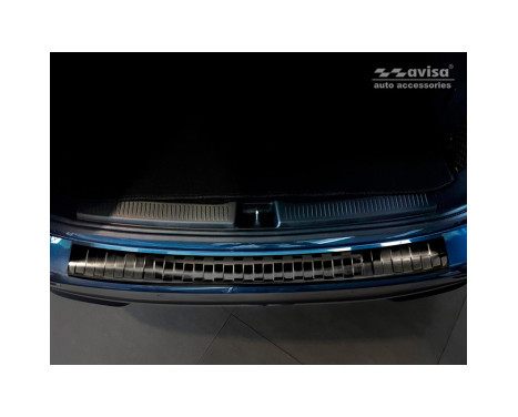 Black stainless steel bumper protector suitable for Mercedes B-Class W247 2018- 'Ribs', Image 3