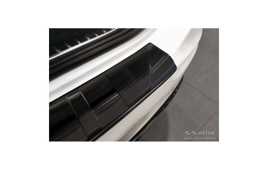 Black stainless steel bumper protector suitable for Mercedes C-Class W206 Kombi 2021- 'Ribs', Image 3