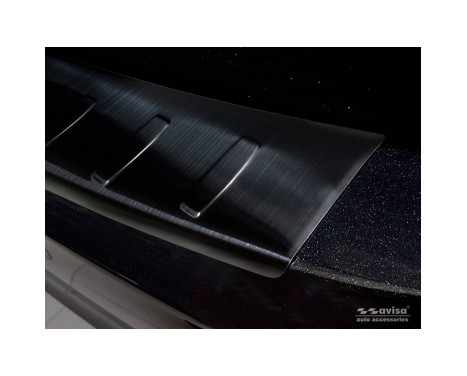 Black stainless steel bumper protector suitable for Opel Zafira C Tourer 2012-2016 & Facelift 2016- 'Ribs', Image 2