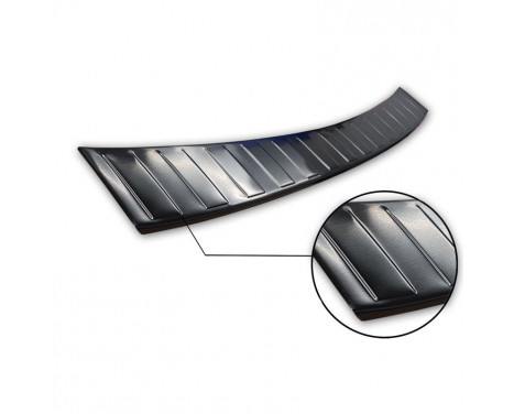 Black stainless steel bumper protector suitable for Seat Leon Sportstourer 2020- 'Ribs', Image 4