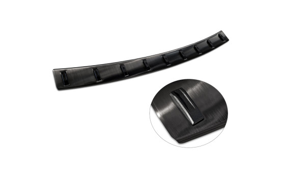 Black stainless steel bumper protector suitable for the Volkswagen T-Cross 2019- 'STRONG EDITION', Image 7