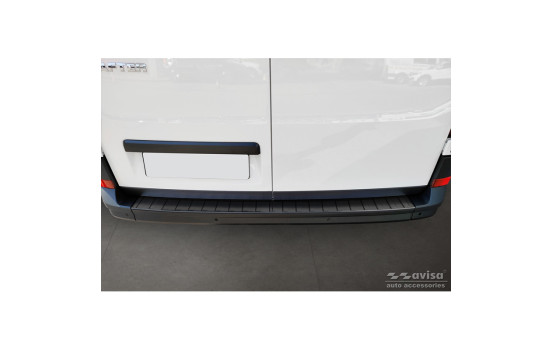 Black stainless steel bumper protector suitable for Volkswagen Crafter & MAN TGE 2017- 'Ribs' ('XL'-, Image 2