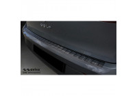 Black stainless steel bumper protector suitable for Volkswagen Golf VIII HB 5-door 2020- 'Ribs'