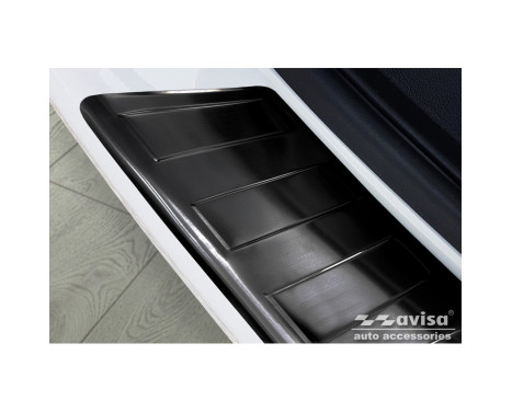 Black stainless steel bumper protector suitable for VW Transporter T5 2003-2015 (all) & T6 2015- / FL 2019, Image 4